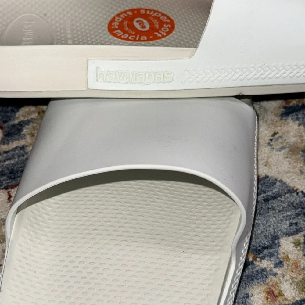 NEW Havaianas Men’s White Sandal/Shoe/Slides NWT Size Men 11/12 - Picture 11 of 14